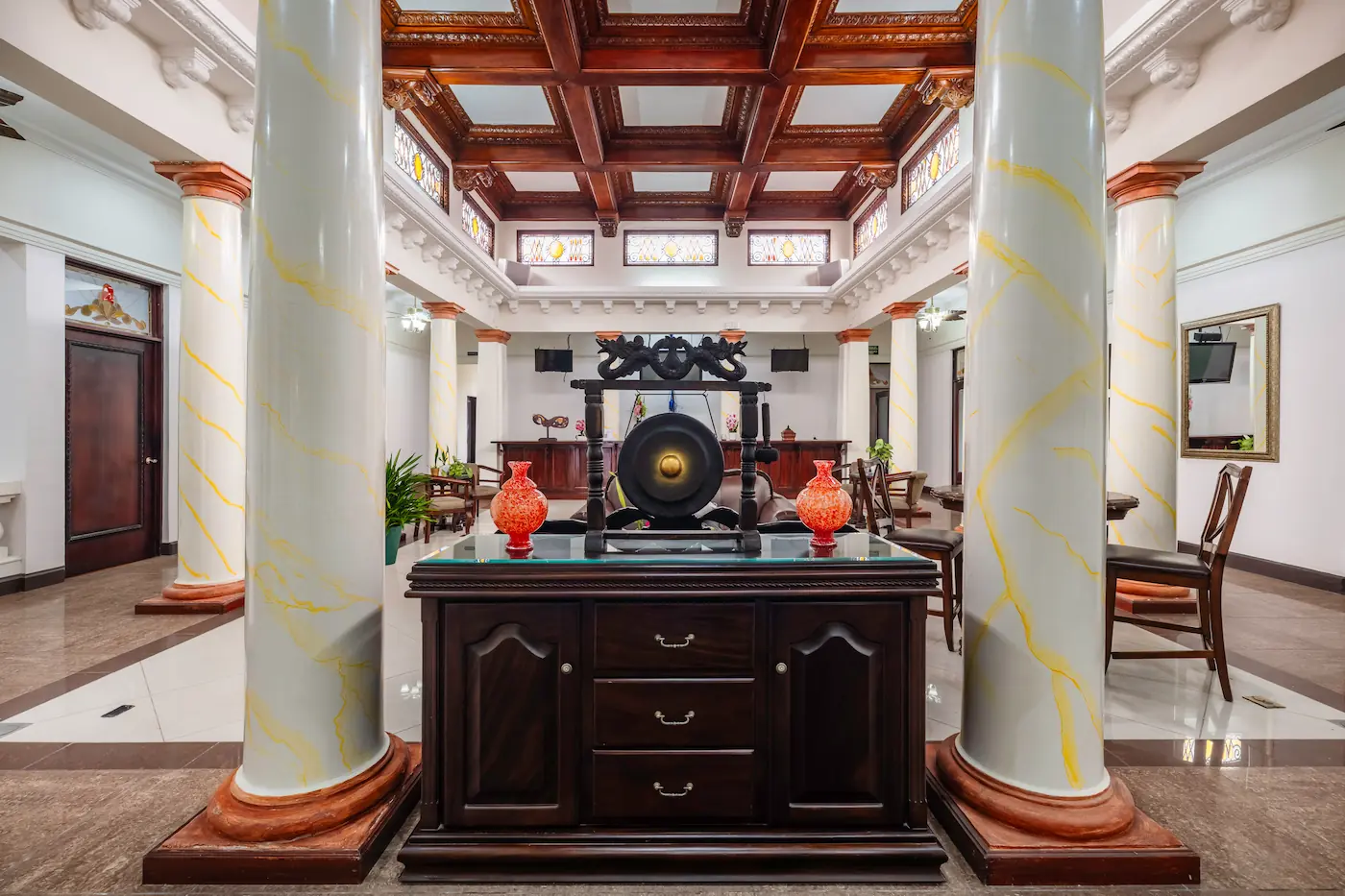 Hotel Majestad San José, private full-house rental near SJO airport
